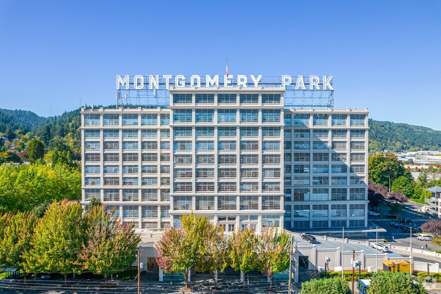 More Photos Of 2701 NW Vaughn St, Portland Office For Lease