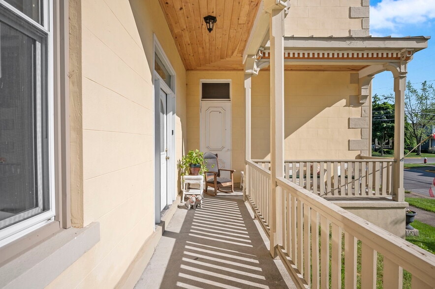 More Photos Of 403 E Adams St, Sandusky Hospitality For Sale