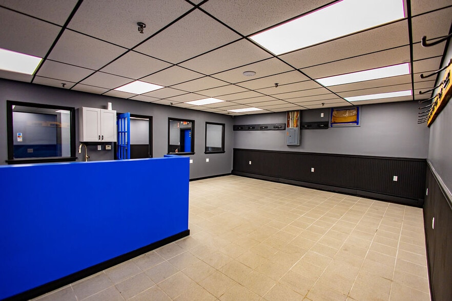 More Photos Of 99 N Main St, High Bridge Freestanding For Lease