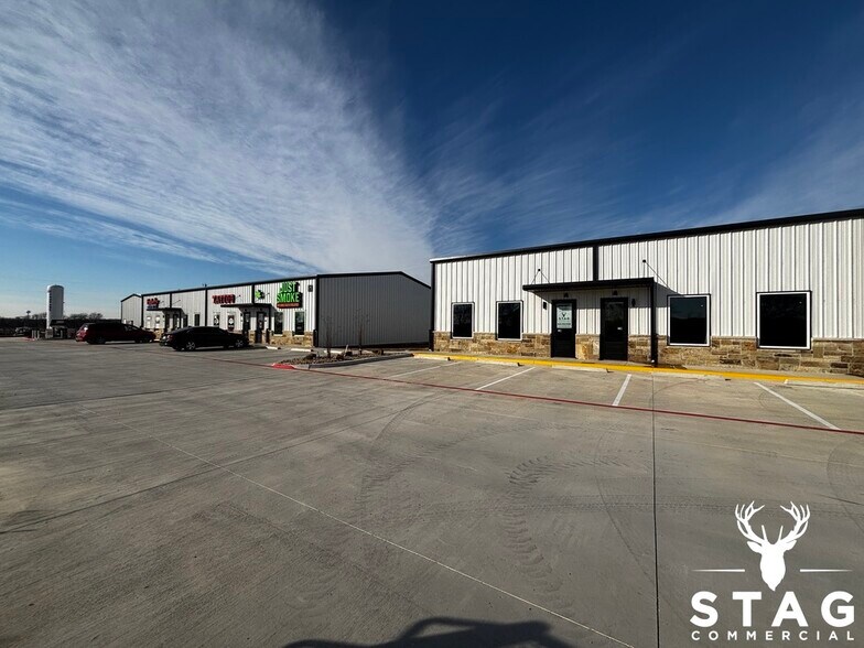 More Photos Of 11180 FM 156, Northlake Storefront Retail Office For Lease