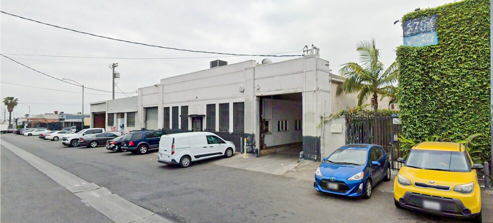 Primary Photo Of 2800 E 11th St, Los Angeles Manufacturing For Sale