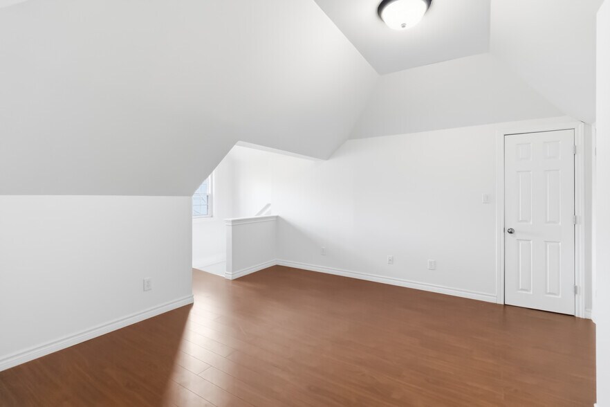 More Photos Of 250 Plains Rd W, Burlington Multifamily For Sale