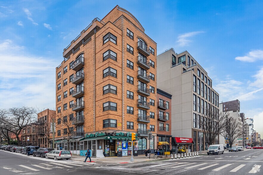 Primary Photo Of 599 4th Ave, Brooklyn Apartments For Lease