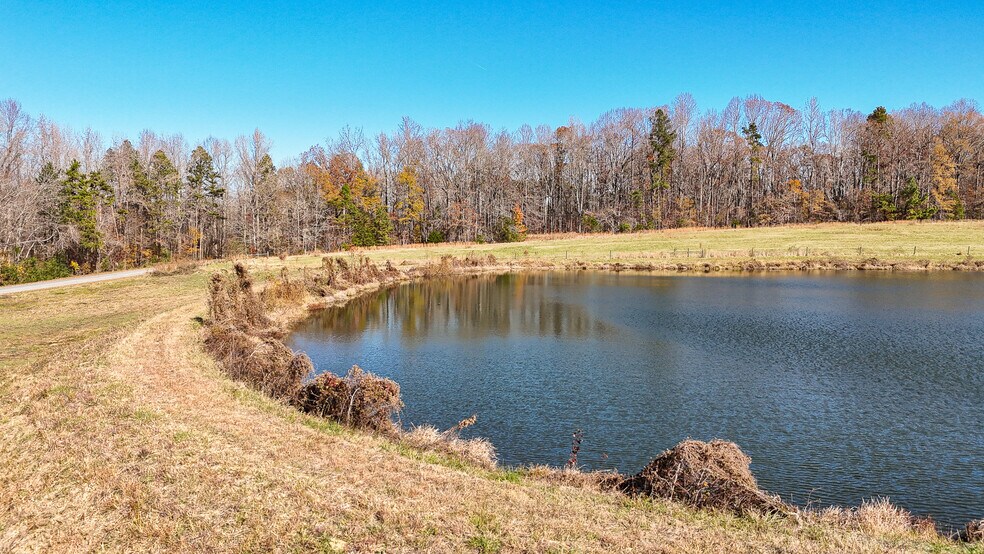 More Photos Of 6605 Phillippi Rd, Liberty Land For Sale
