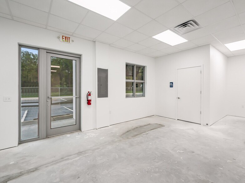 More Photos Of 871-801 Highway 466, Lady Lake Unknown For Lease