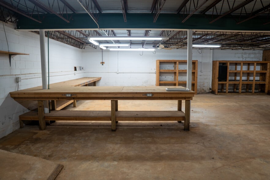 More Photos Of 105 Old Epps Bridge Rd, Athens Office For Lease