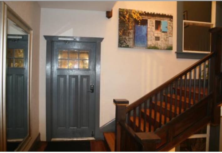 More Photos Of 215 S Woodland Blvd, Deland Hotel For Sale