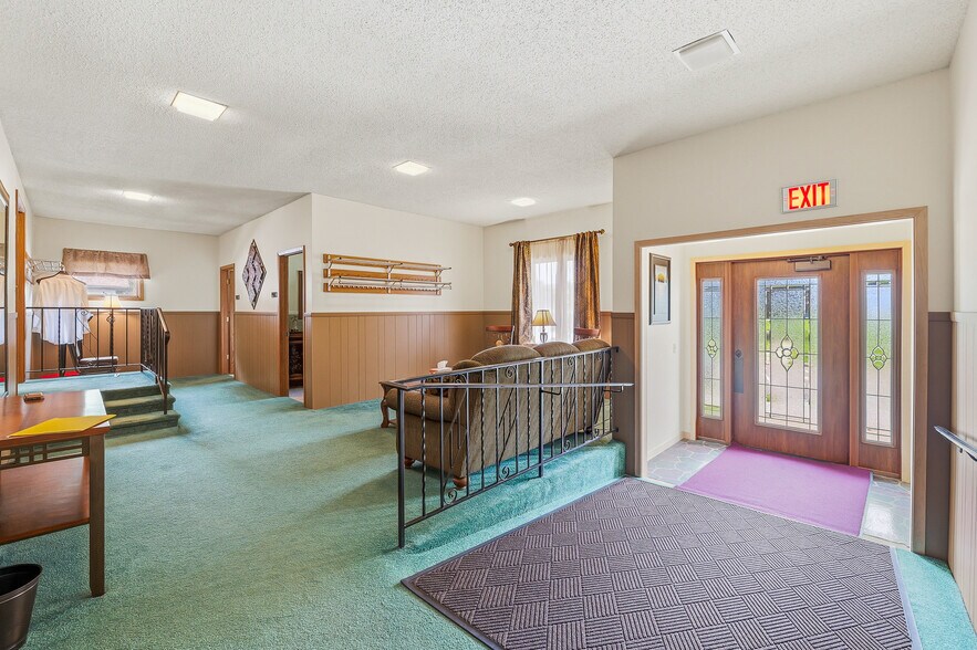 More Photos Of 181 S Main St, Markesan Office Residential For Sale