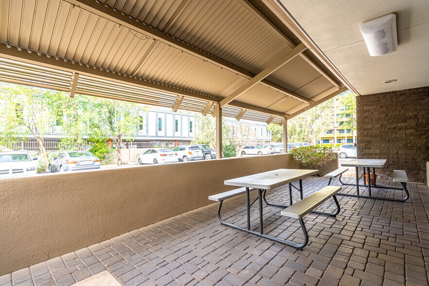 More Photos Of 3820 N 3rd St, Phoenix Office For Sale