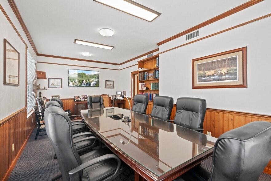 More Photos Of 123 Live Oak Ave, Daytona Beach Office Residential For Sale