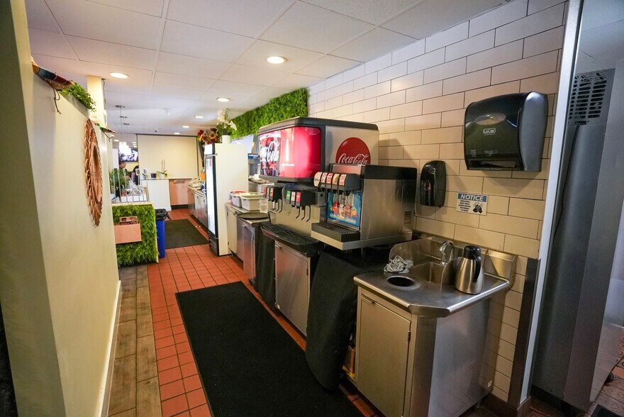 More Photos Of 1235 Harbor Blvd, West Sacramento Restaurant For Sale