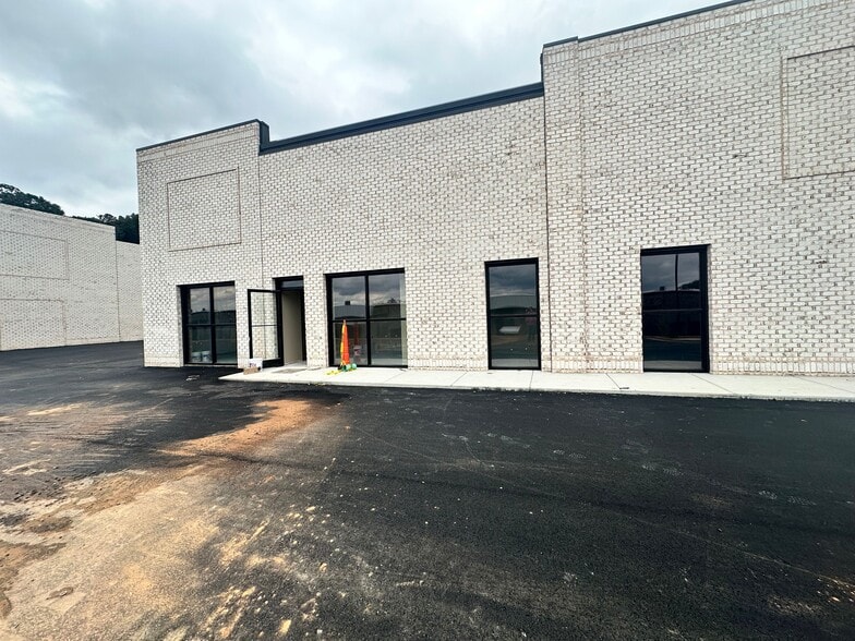 Primary Photo Of 4875 Warehouse Way, Cumming Flex For Lease
