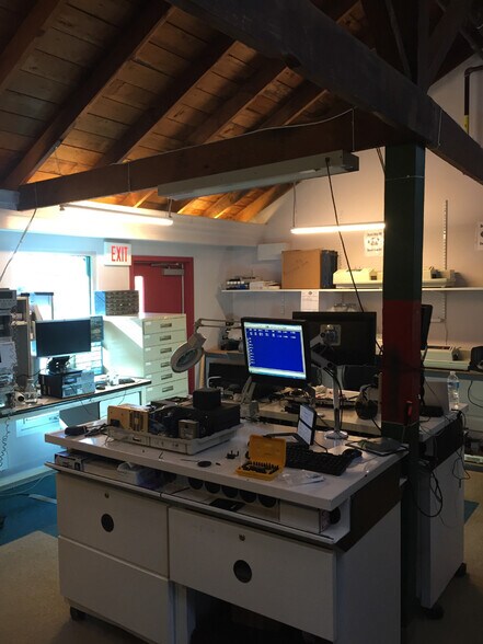 More Photos Of 70 Bridge St, Groton Light Manufacturing For Lease