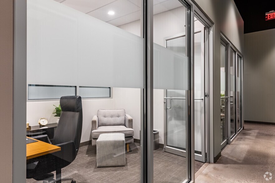 More Photos Of 3535 Peachtree Rd NE, Atlanta Coworking Space