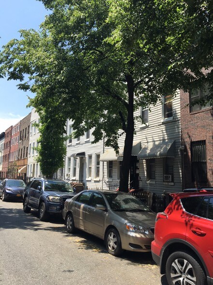 More Photos Of 247 Himrod St, Brooklyn Apartments For Sale