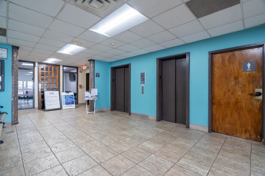 More Photos Of 908 E Southmore Blvd, Pasadena Medical For Lease