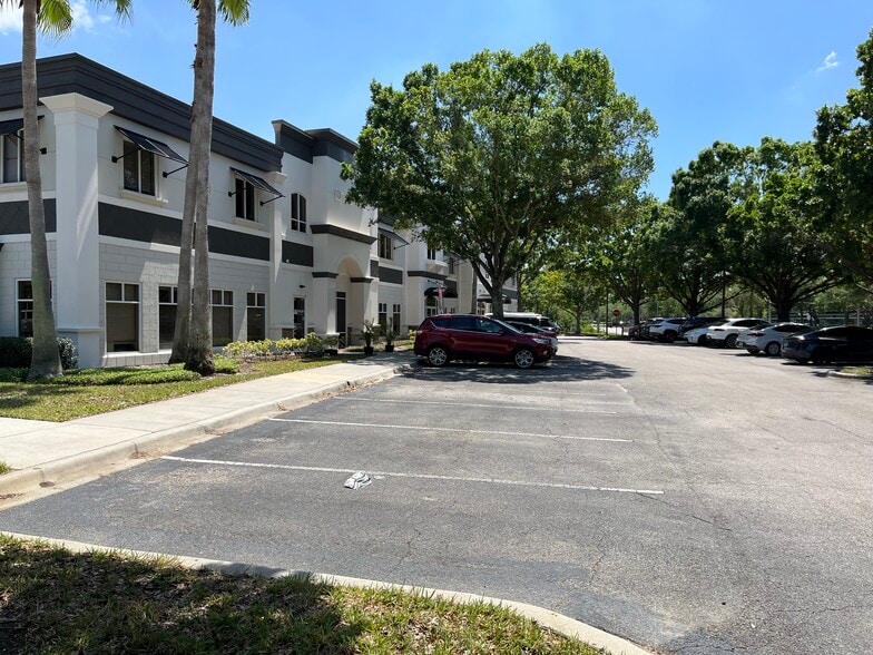 More Photos Of 8803 Futures Dr, Orlando Storefront Retail Office For Sale