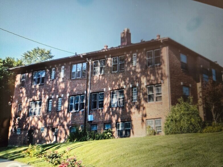 More Photos Of 5819 E Washington St, Indianapolis Apartments For Sale