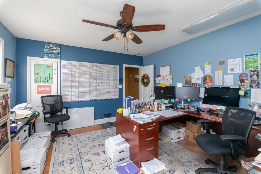 More Photos Of , Rosedale Office For Sale