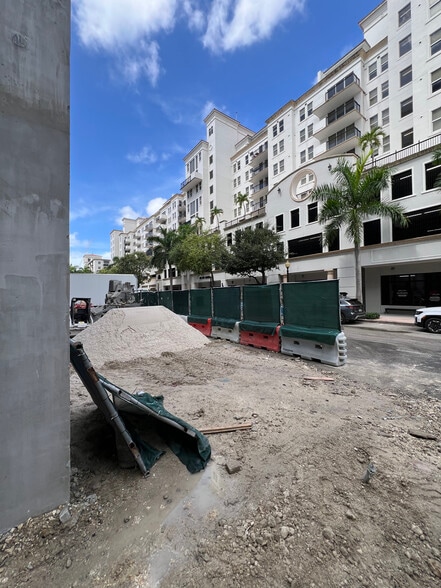 More Photos Of 4011 Salzedo St, Coral Gables Apartments For Lease