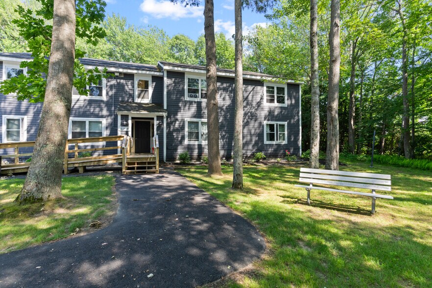 More Photos Of 12 Elm St, Freeport Apartments For Sale