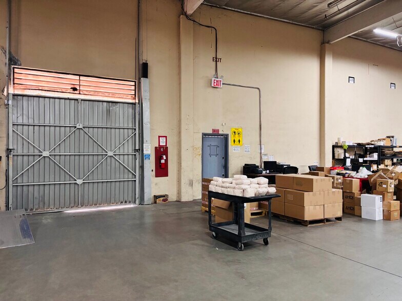 More Photos Of 4411 Rowland Ave, El Monte Distribution For Lease
