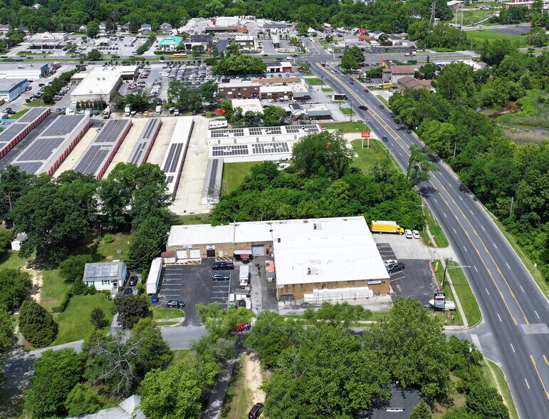 More Photos Of 7150 Furnace Branch Rd, Glen Burnie Flex For Sale