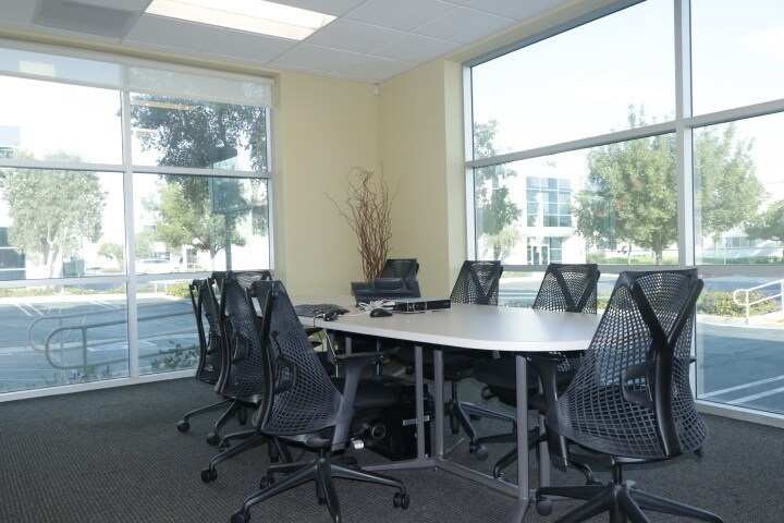 More Photos Of 2816 Columbia St, Torrance Light Distribution For Lease