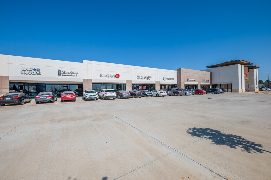 More Photos Of 1227 Grand West Blvd, Katy Coworking Space