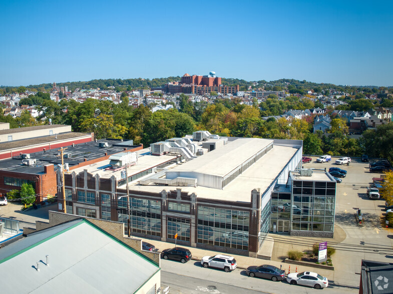 Primary Photo Of 450 Melwood Ave, Pittsburgh Loft Creative Space For Lease