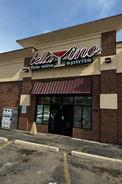Primary Photo Of 29950-29970 W 12 Mile Rd, Farmington Hills Storefront Retail Office For Lease