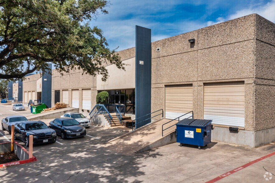 Primary Photo Of 10610 Newkirk St, Dallas Industrial For Lease