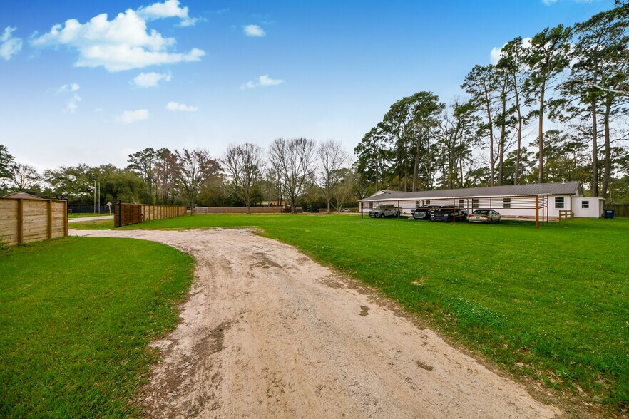 More Photos Of 5310 Logston Ln, Spring Flex For Sale