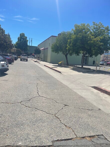 More Photos Of 7500 Monterey Rd, Gilroy Freestanding For Sale