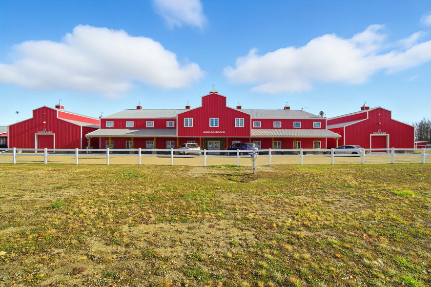 More Photos Of 58117 Range 211 Rd, Redwater Specialty For Sale