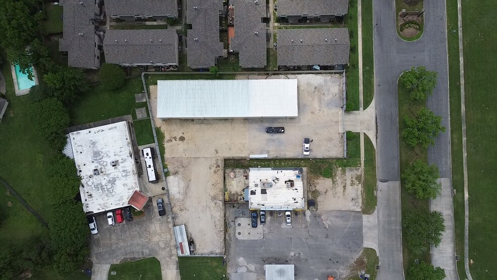 More Photos Of 2215 King Arthur Blvd, Baton Rouge Industrial For Sale