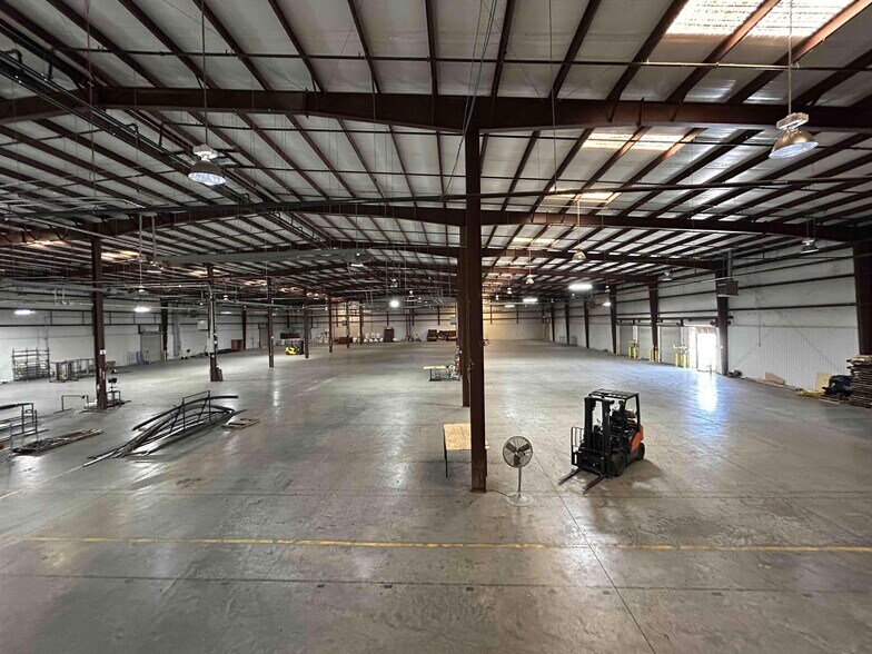 More Photos Of 3014 Industrial Park Rd, Millen Manufacturing For Lease