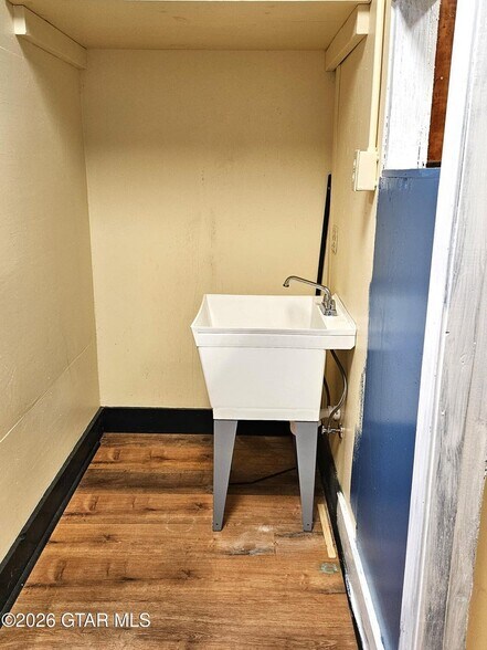 More Photos Of 172 W North St, Macon Restaurant For Sale