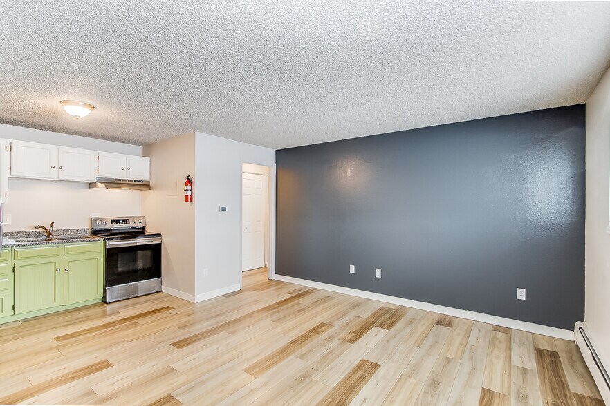 More Photos Of 2425 Pattison Ave, Cheyenne Apartments For Sale