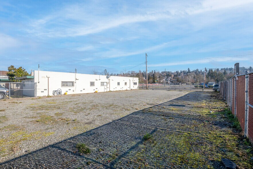 More Photos Of 321 State Ave, Kent Land For Lease