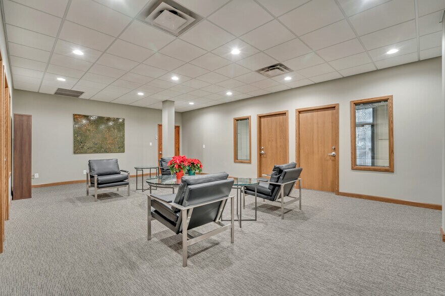 More Photos Of 699 E South Temple, Salt Lake City Medical For Lease
