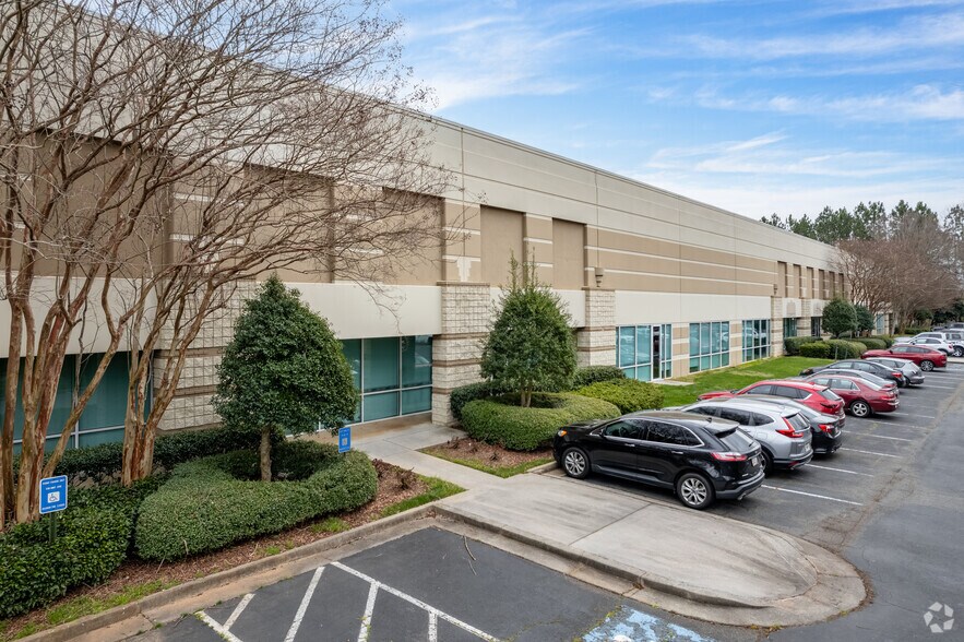 More Photos Of 55 Chastain Rd NW, Kennesaw Distribution For Lease