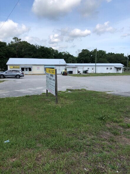 More Photos Of 3252 Kathleen Rd, Lakeland Storefront Retail Office For Sale