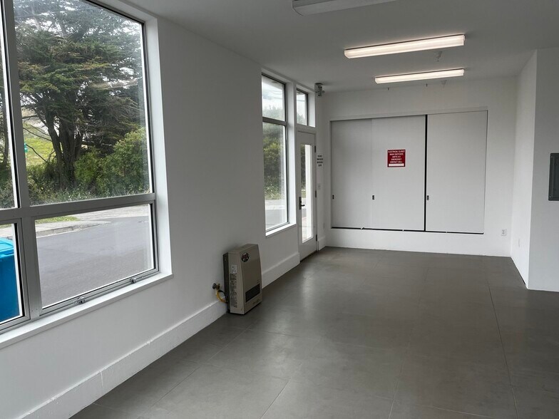 More Photos Of 411 Dondee St, Pacifica Storefront Retail Residential For Lease