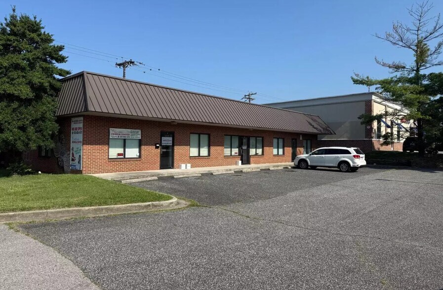 Primary Photo Of 5410 Ritchie Hwy, Baltimore Office For Sale