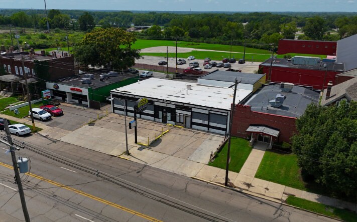 More Photos Of 1717-1721 S High St, Columbus Flex For Lease