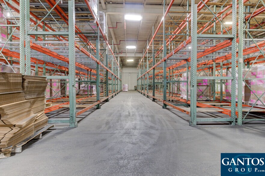 More Photos Of 1957 Beverly Ave SW, Grand Rapids Industrial For Sale