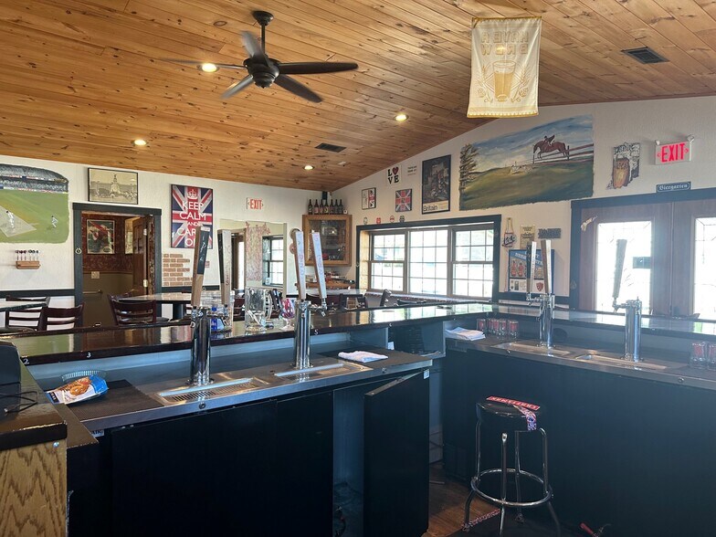 More Photos Of 202 E Seminary St, Liberty Restaurant For Sale