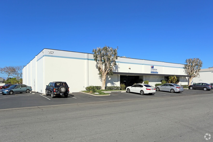 More Photos Of 167-169 E Freedom Ave, Anaheim Warehouse For Lease