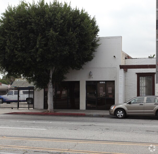 More Photos Of 1228 E Compton Blvd, Compton Loft Creative Space For Sale